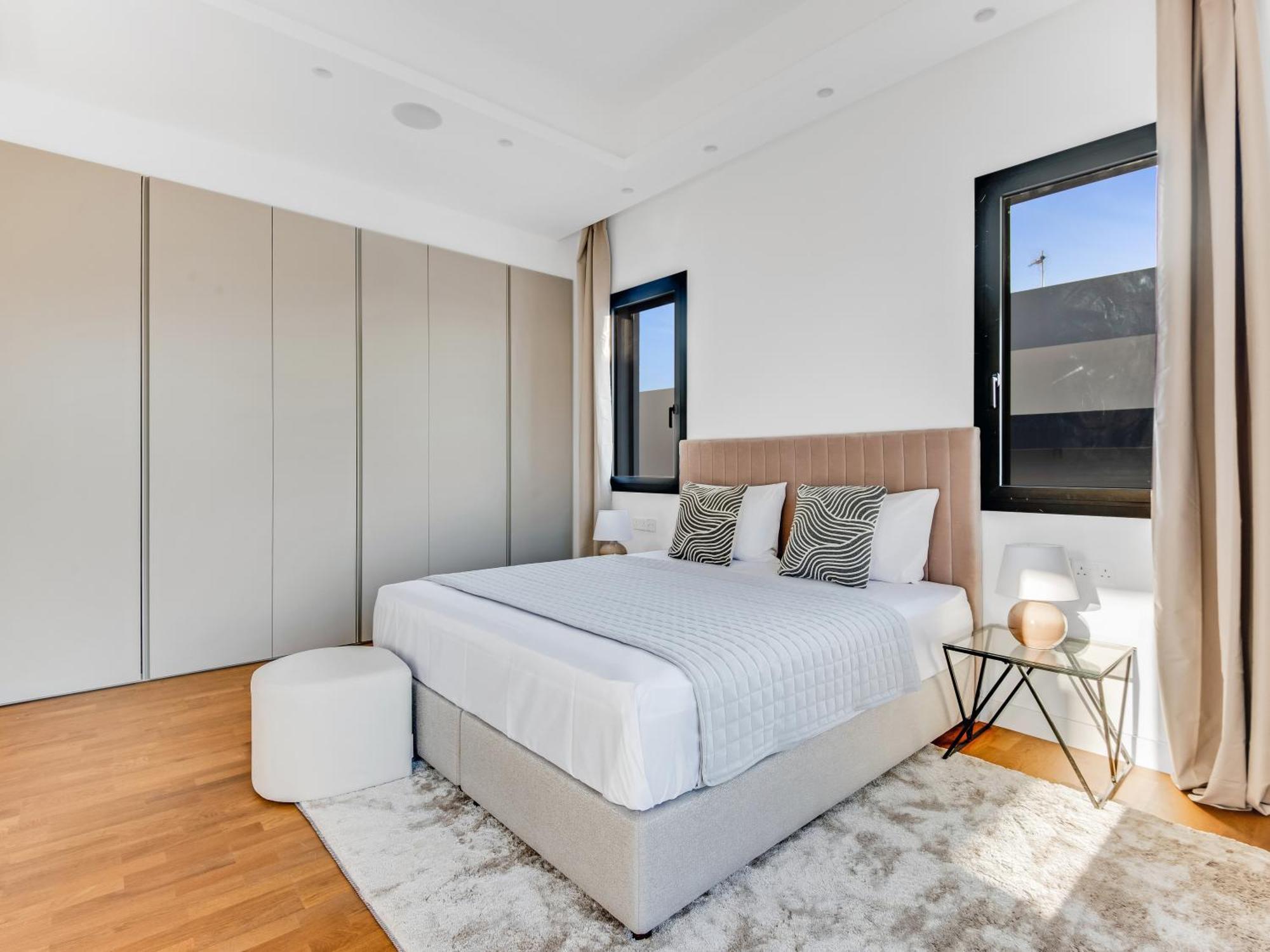 Sanders Crystal 2 * Limassol