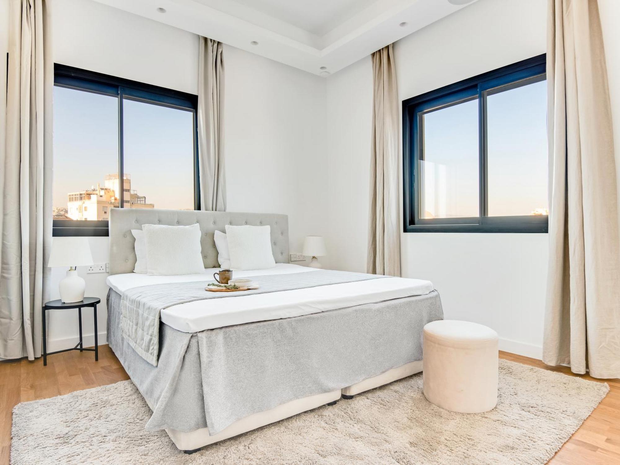 Apartment Sanders Crystal 2
